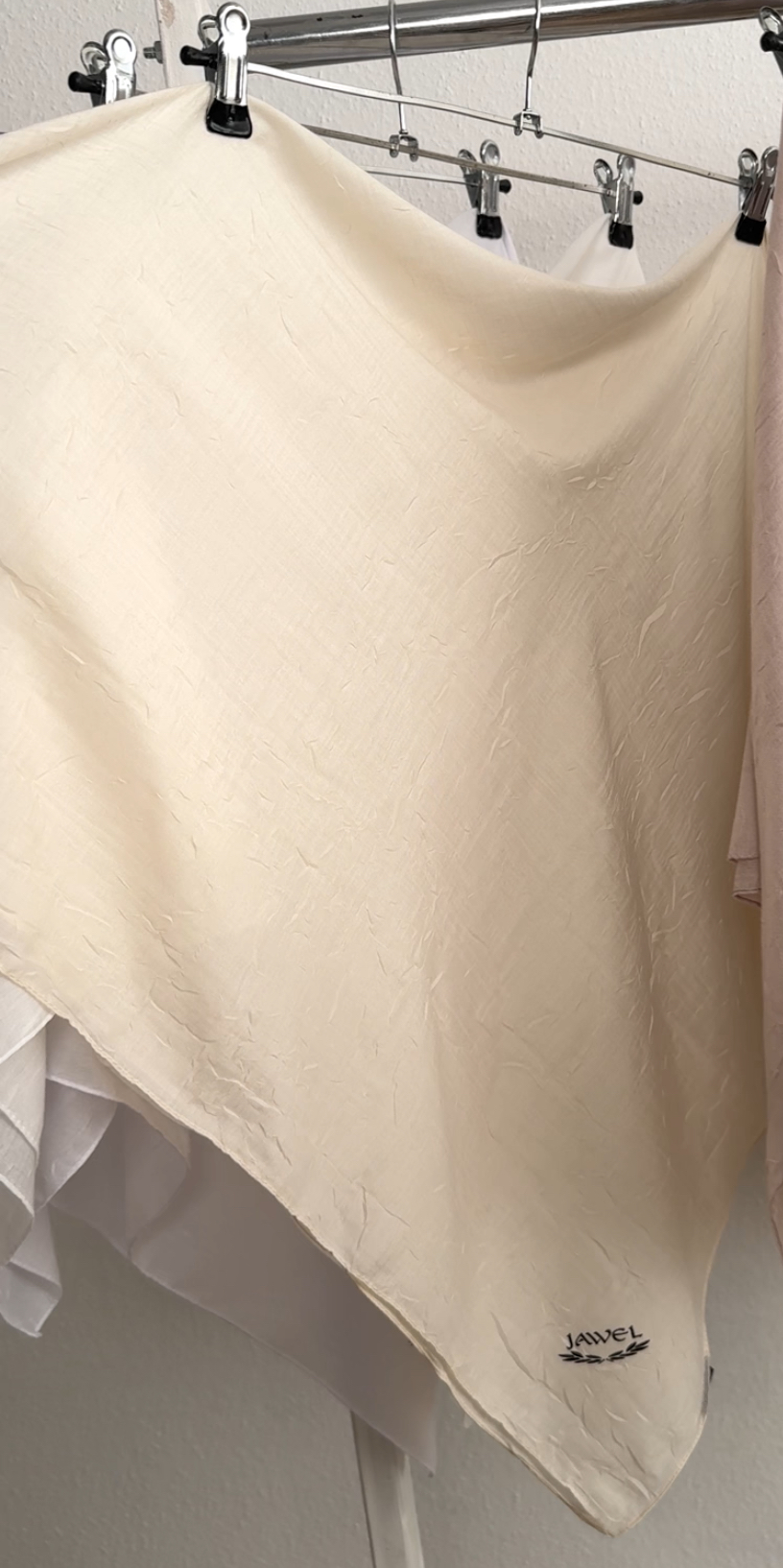 "Хустка ""Жатка батистова"" слонова кістка"