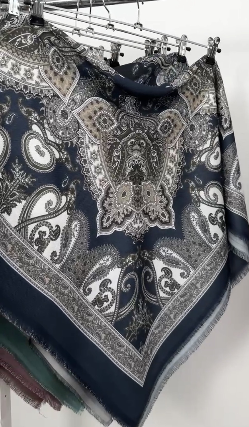 "Хустка Демісезонна Турецький орнамент""етно"" темно синя 1104-26-02-07"